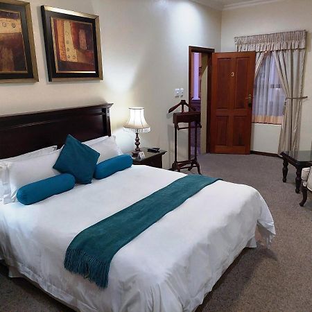 26 On Chamberlain Guest House كوينزتاون المظهر الخارجي الصورة