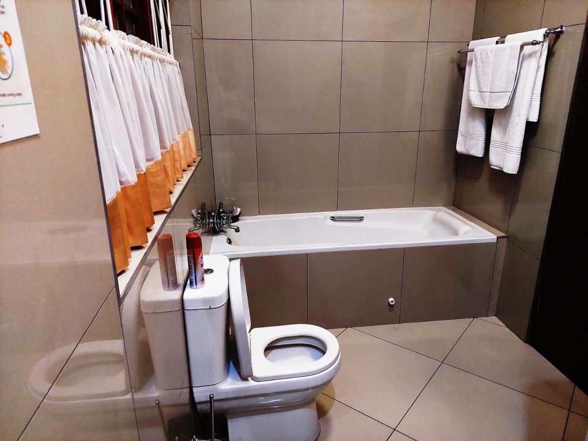 26 On Chamberlain Guest House كوينزتاون المظهر الخارجي الصورة
