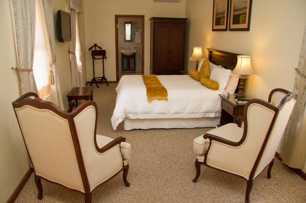 26 On Chamberlain Guest House كوينزتاون الغرفة الصورة